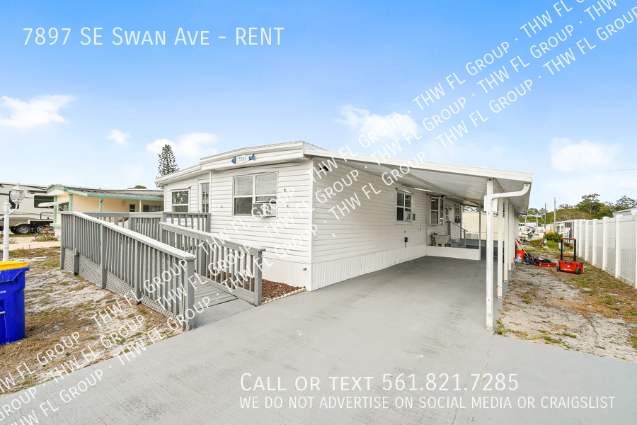 Primary Photo - 7897 SE Swan Ave