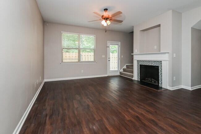 Foto del edificio - 3714 Humber Ct