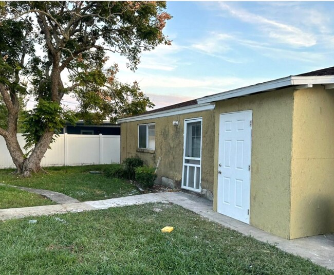 Building Photo - 4531 Banneka St
