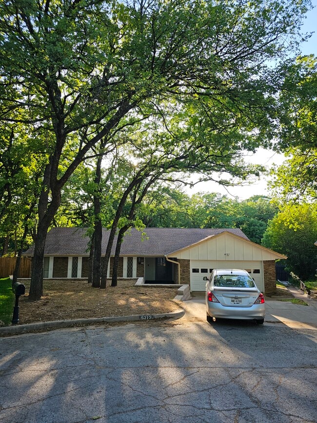 Home - 5212 Smokerise Ct