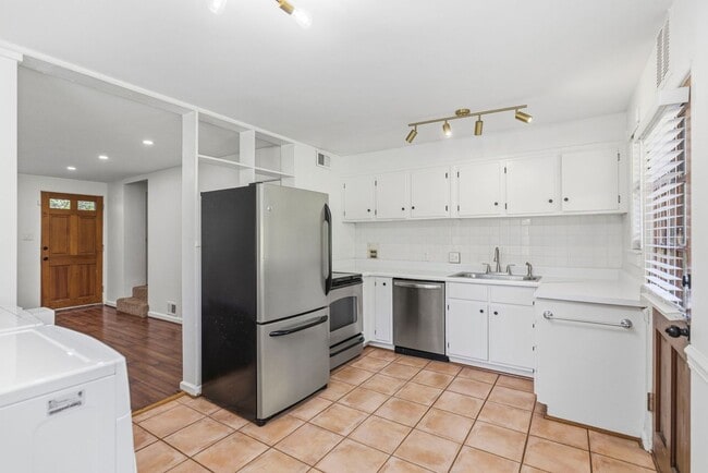 Photo - 16 Faris Cir. Townhome
