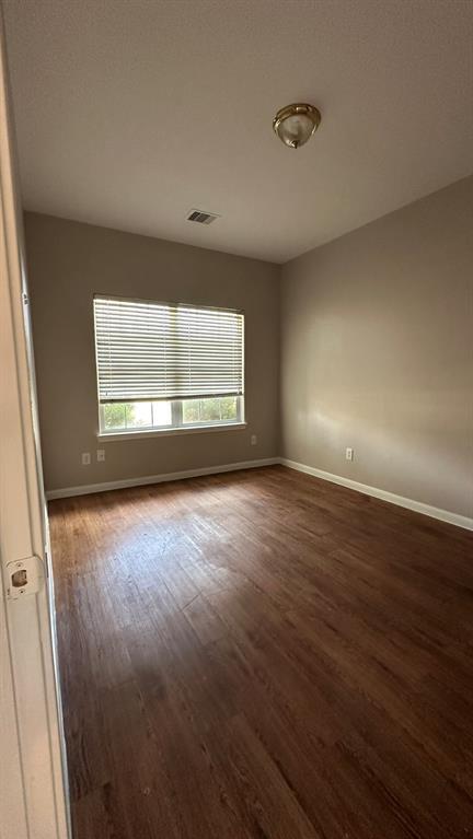 Foto del edificio - 7816 Comal St