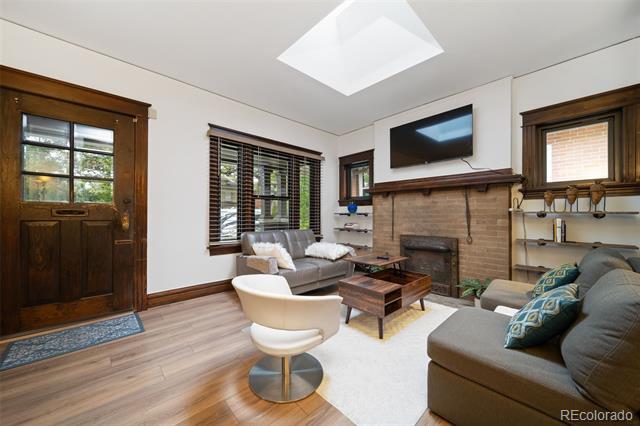 Foto del edificio - 1217 Steele St