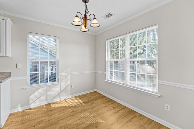 Building Photo - 2654 Ardwick Dr