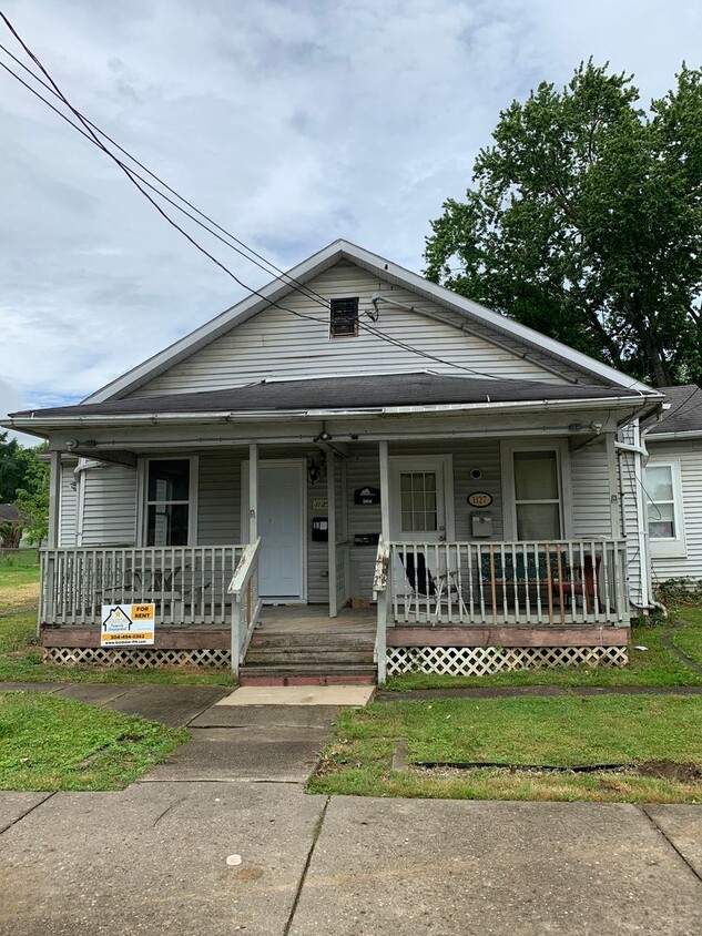 1125 Latrobe St Unit 1125, Parkersburg, WV 26101 Room for Rent in