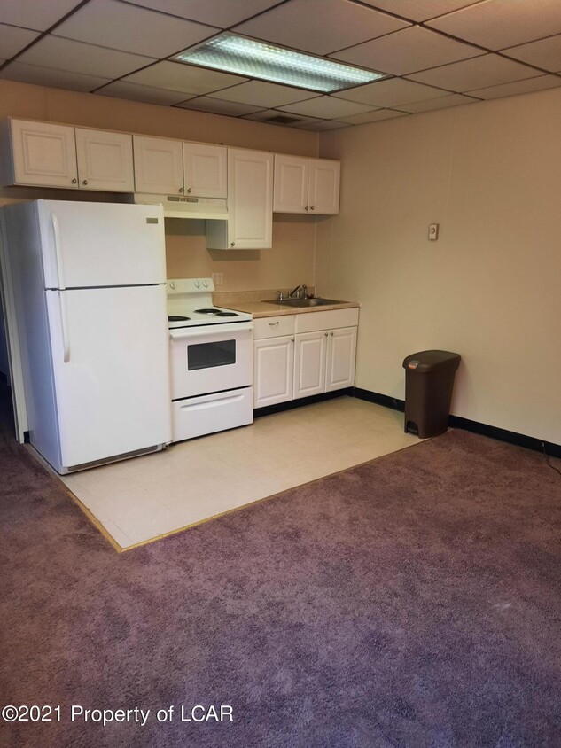 Foto principal - 296 Wyoming Ave