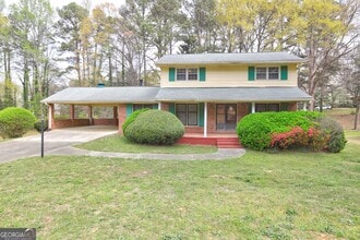 Building Photo - 3635 Las Olas Dr