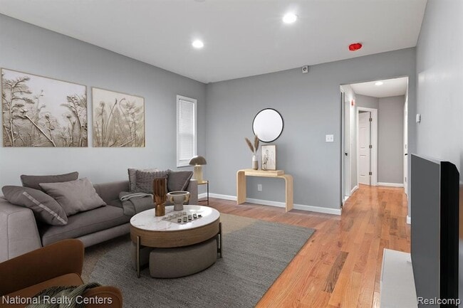 Building Photo - 20172 Stotter St
