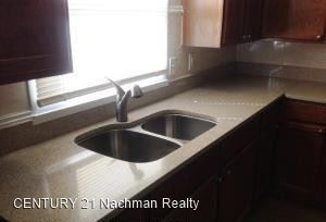 Foto del edificio - 3 br, 1 bath House - 122 Springfield Drive