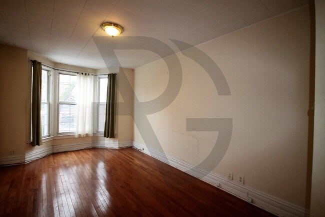 Foto del edificio - 1 bed plus office - steps to Wrigley Field
