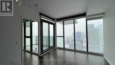 Building Photo - 16 Bonnycastle St