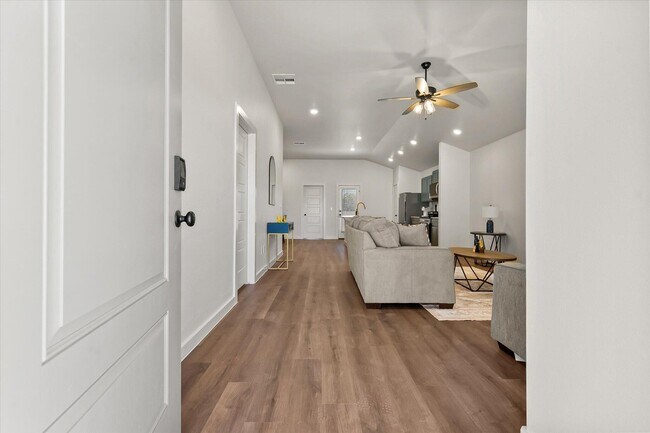 Foto del edificio - 2503 Langford Ave