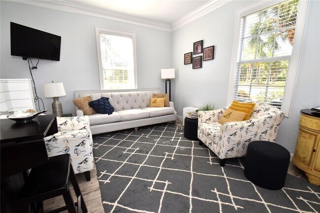 Photo - 51 Macewen Dr Apartment