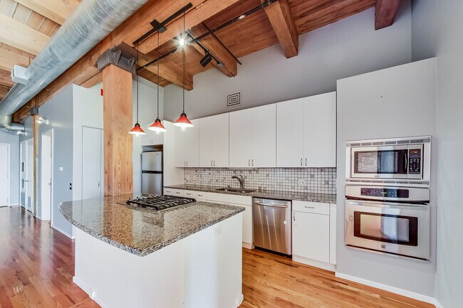 Foto del edificio - 728 W Jackson Blvd