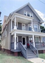Building Photo - 135 Pendleton St
