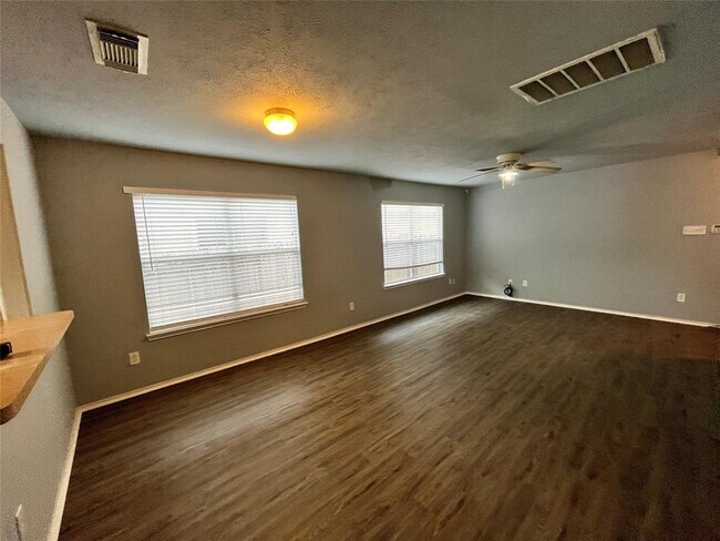 Building Photo - 1435 Oxberg Trail