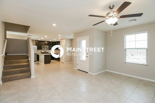 Foto del edificio - 4 Bedroom Pet-Friendly Home in Phoenix, AZ with Main Street Renewal