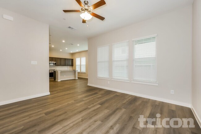 Foto del edificio - 1038 Fallgate Dr