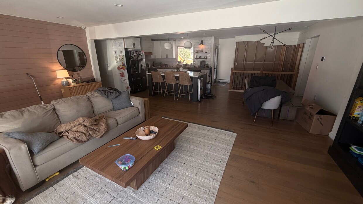 Foto del edificio - 3212 N 104th St