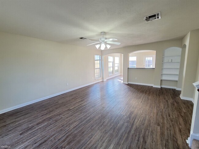 Building Photo - 4 br, 4 bath House - 4106 McLister Dr
