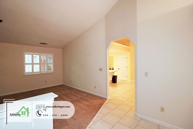 Building Photo - 1720 Capistrano Walk