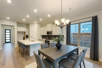 Building Photo - 2808 Crane Ct