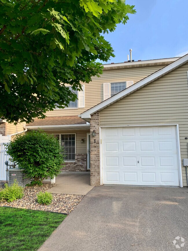 Townhomes For Rent in Stillwater, MN 1 Townhouses