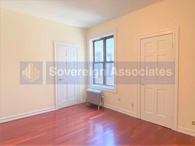 Foto del edificio - 280 Fort Washington Ave