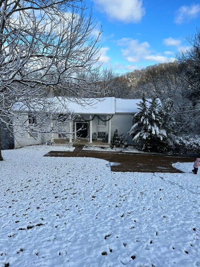 Building Photo - 4717 Benton Smith Rd