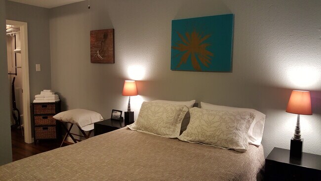 Foto del edificio - 3900 Woodchase Dr