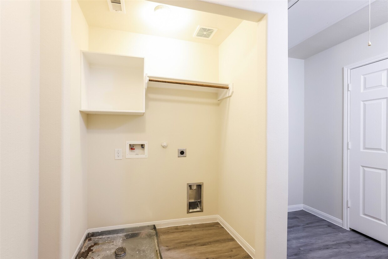 Foto del edificio - 12210 Maura Lane