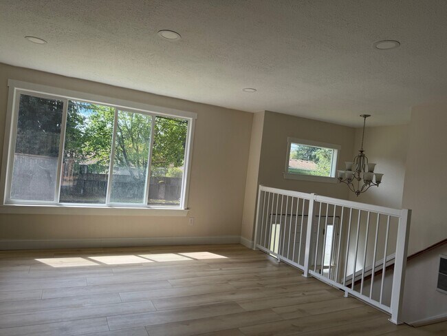 Foto del edificio - 15300 NE 39th St