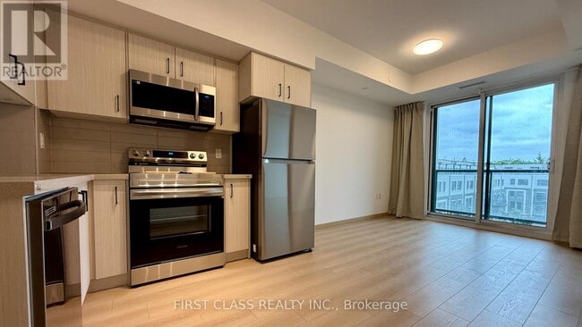 Building Photo - 3429-3429 Sheppard Ave E