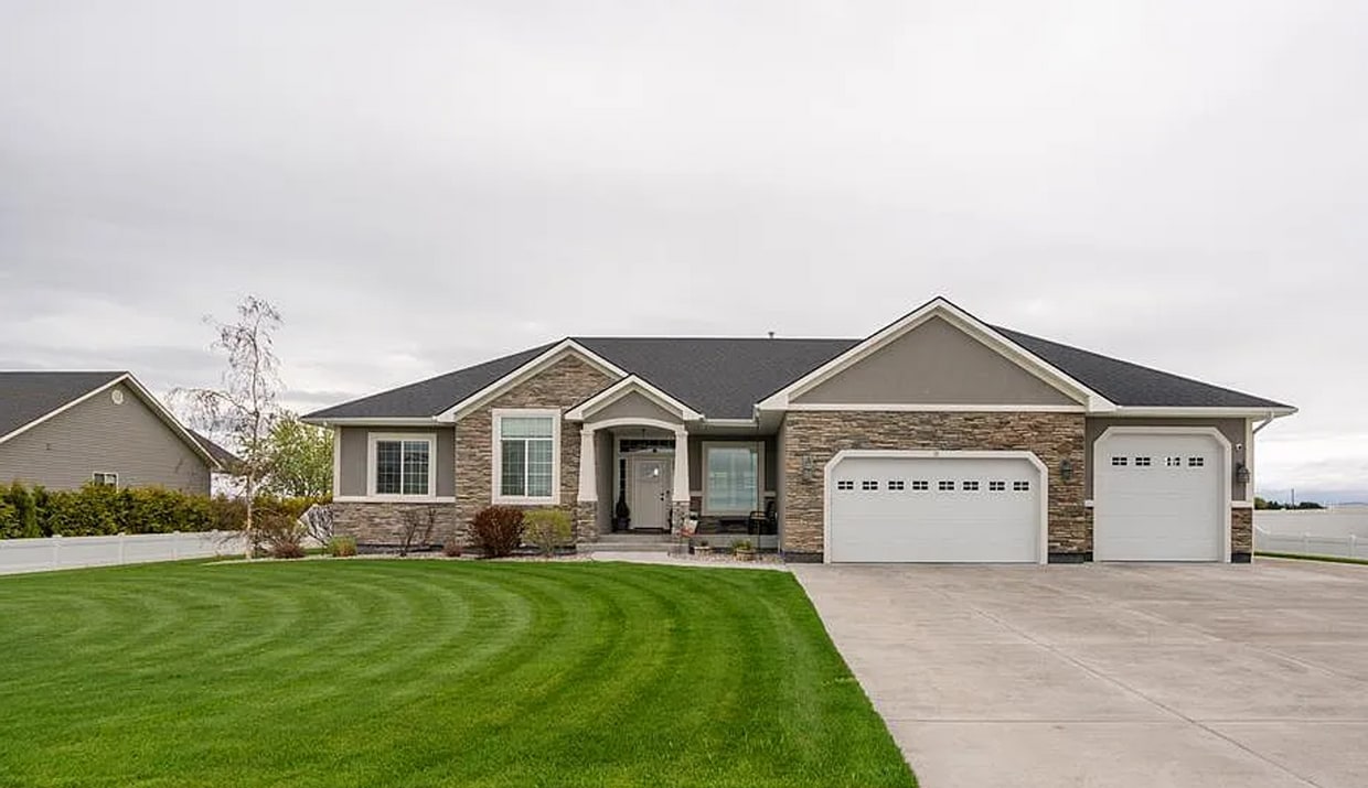 Foto principal - Beautiful Custom Home