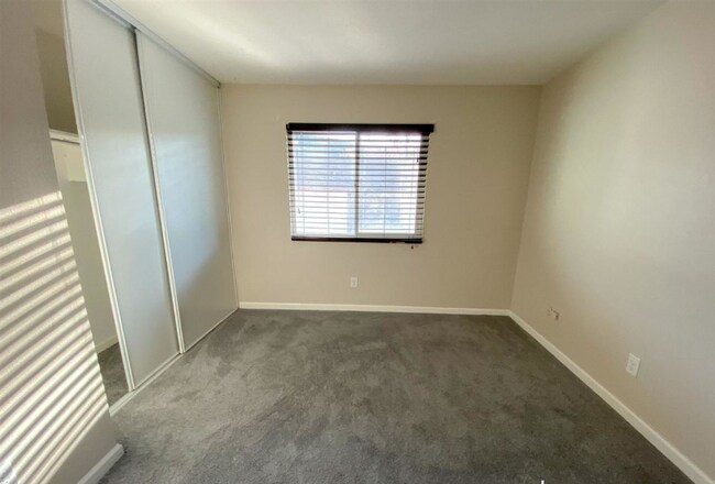 Foto del edificio - 6626 Bell Bluff Ave