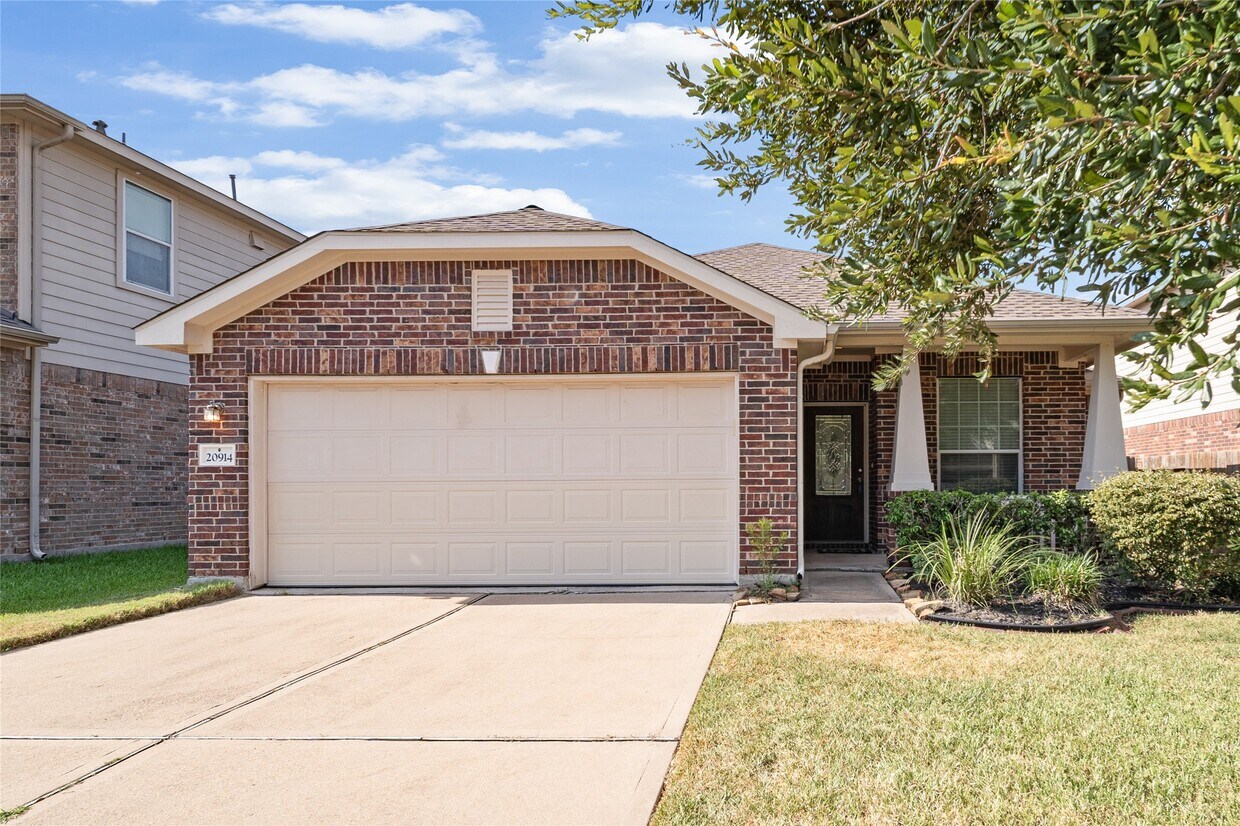 Foto principal - 20914 Brodie Ln