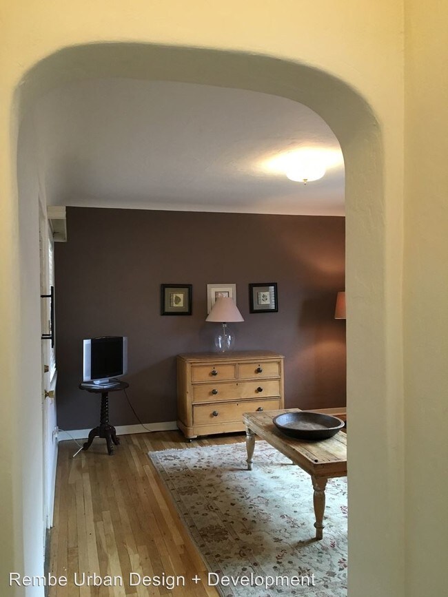 Foto del edificio - 1018-1022 Silver Ave SW