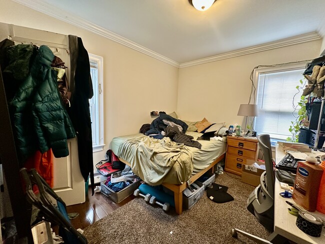 Building Photo - 88 Gilman St