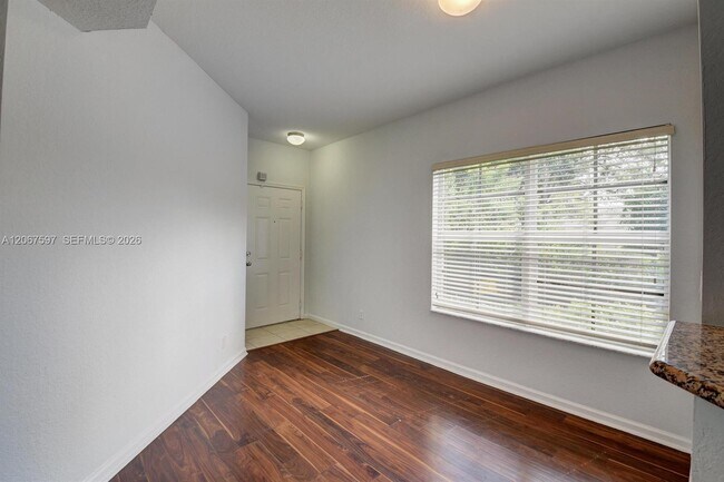 Foto del edificio - 1811 NE 6th Ct.