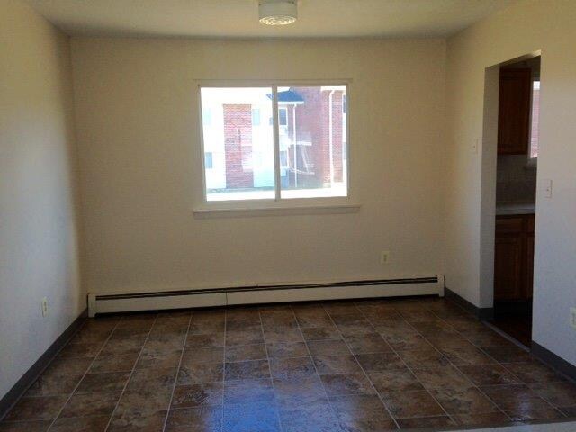 Foto del edificio - 121 Hillcrest Ave