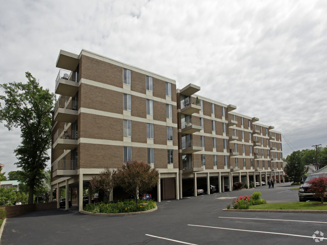 Building Photo - Piety Hill Place