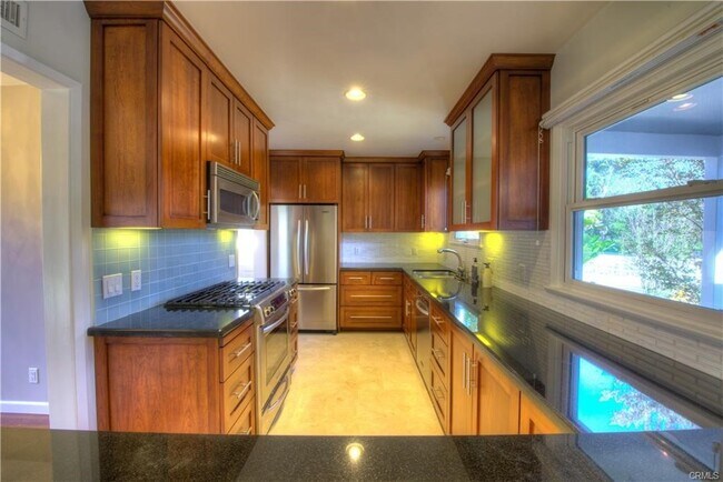 Building Photo - 13237 Glasgow Pl