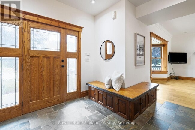 Building Photo - 161 Snowbridge Way