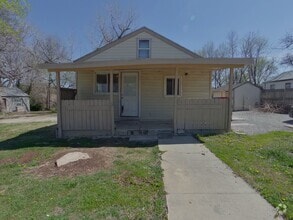 Building Photo - 3132 S Davidson St