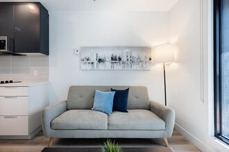 Building Photo - 237 Rue Lucien-L'Allier