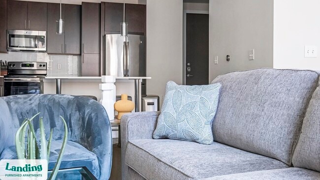 Building Photo - 825 Usener St