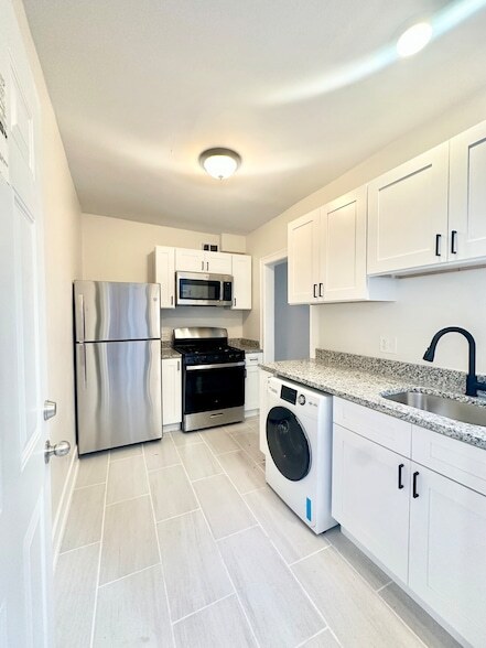 Foto del edificio - 1152 N Lawndale Ave