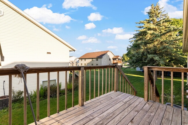 Foto del edificio - 507 Bayfield Dr