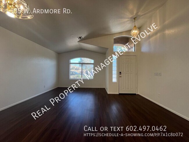 Building Photo - Lovely Laveen 3B/2B Home!