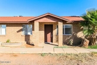 Building Photo - 535 S Udall